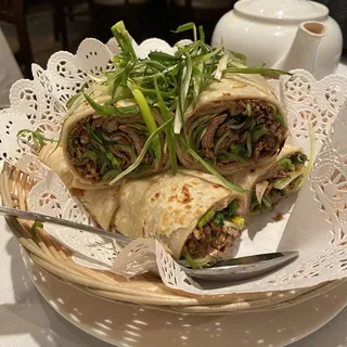 9. Beef with Leek Wrapped in Pancakes