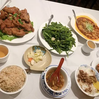 144. Moo Shi Pork
