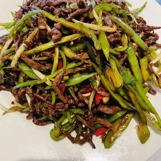112. Shredded Beef with Hot Chili Pepper