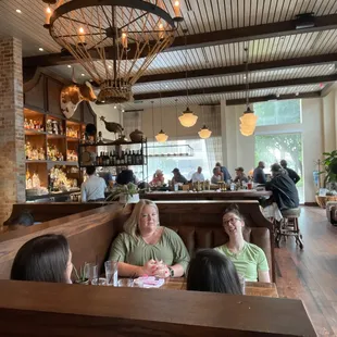 Muchacho inside area