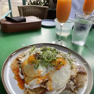 Chilaquiles Rojos