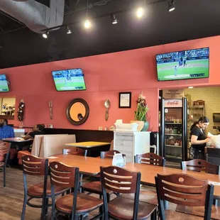 sushi and sashimi, interior