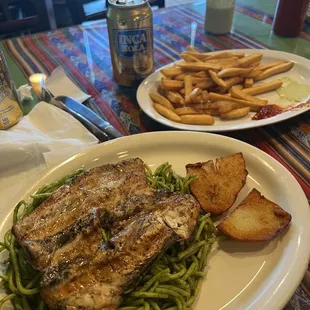 Tallarines verde con pollo
