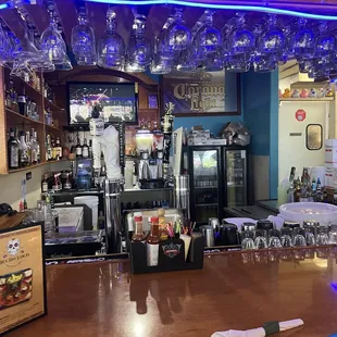 Bar &amp; taps