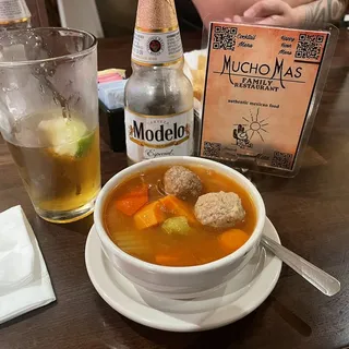 Sopa de Albondigas