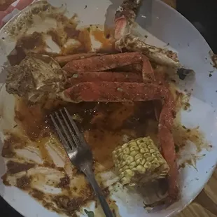 One cluster order of snow crab: very old crab with heavy sea taste and the meat within very salty. Inedible.