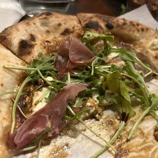 Fig pizza