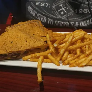 Parmessan Crusted Grilled Cheese with bacon