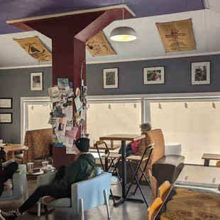 Muddy Waters Coffeehouse