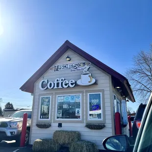 so cute!! also look at all their awards!