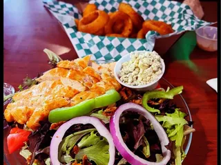 Bay Street Bar and Grill