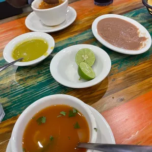 Frijoles Refritos, Consome