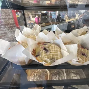 Lemon berry muffin
