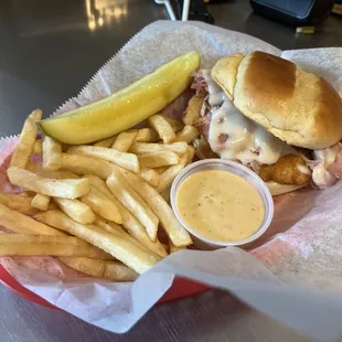 Chicken cordon bleu sandwich