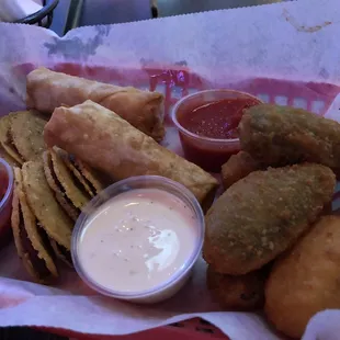 Appetizers! Yummy!