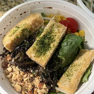 Mazemen with tofu, good flavor but could do with some spice.