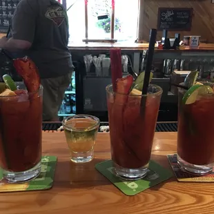 Great bloody Marys! Great food, great beers, great gear, and third best chili! Clean, friendly and so fun! Love Muggs!!!
