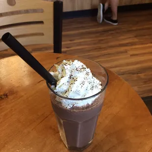 Mocha Cookie Crunch frappe