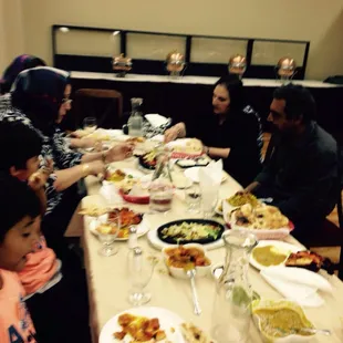 This is very nice Rasturant  the food is delicious The spatially is the dall and fish pekawrah