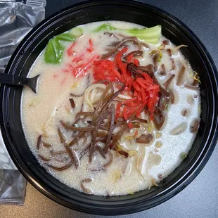 Tonkatsu ramen, no bamboo shoots, extra black fungus