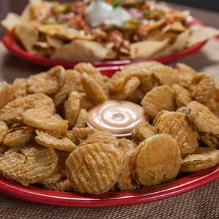 Davis&apos; Dill Pickle Chips