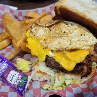 Breakfast Burger (egg over medium)