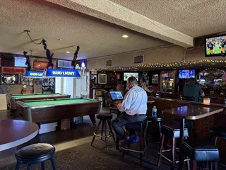 ForeThirty Bar & Grill