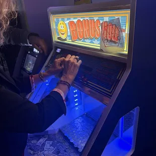 Bonus HOLE. The greatest game ever!