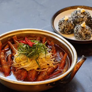 Spicy chicken feet