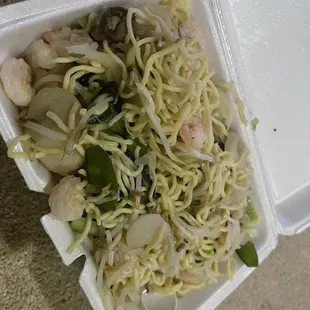 Flavorless Shrimp Lo Mein
