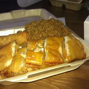 Mui&apos;s Almond Boneless Chicken