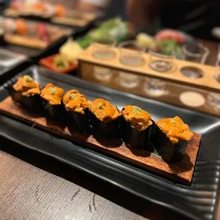 Uni