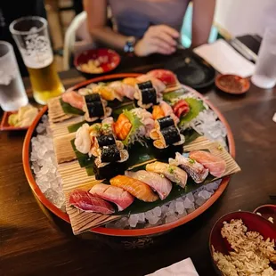 sushi, sashimi, sushi and sashimi, food