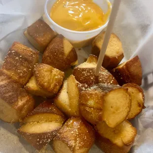 Pretzel bites and nacho cheese sauce