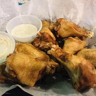 8 Jumbo wings for $8.49 and they were good!