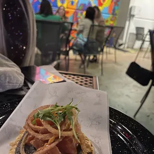 Tostada de atún $5 ( normal )