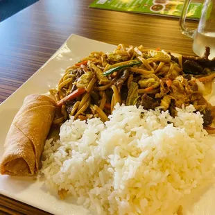 More Lunch Beef Lo Mein : )