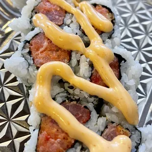 Spicy tuna roll
