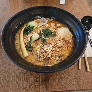 ramen and noodles, food