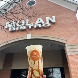 Brown sugar bubble milk tea with cheese foam