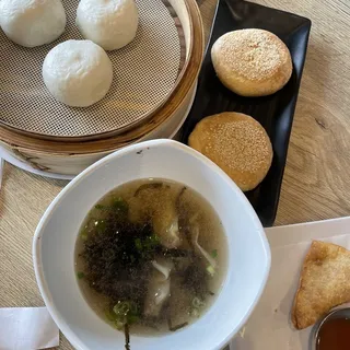 3 Egg Yolk Buns