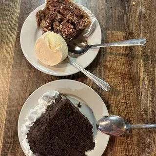 Atchafalaya Mud Cake