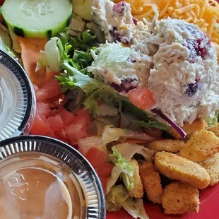 Stuffed avocado salad