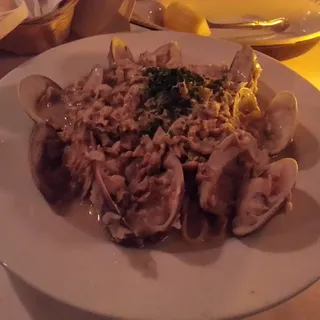 Linguini and Fresh Clams