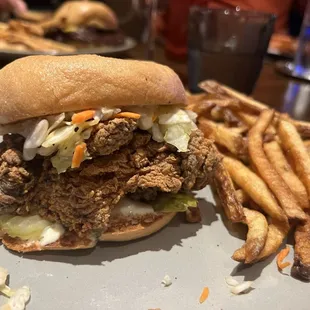 Fried chicken sandwich