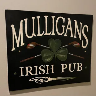 Mulligans Irish Pub