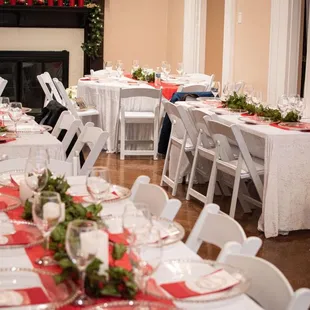 All sorts of decorations themes available