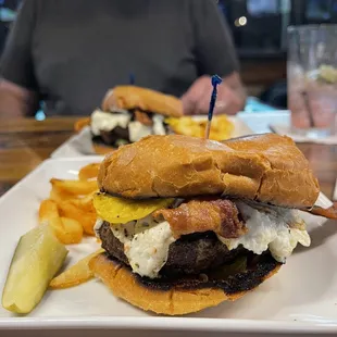 Mulligan's Sports Bar