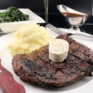 a steak and mashed potatoes