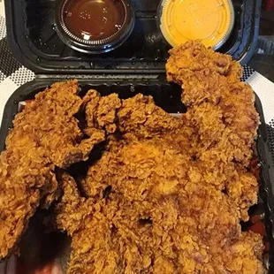 food, fried chicken, fried chicken wings, chicken wings and fried chicken, chicken wings, bbq wings, chicken, poultry, bbq chicken